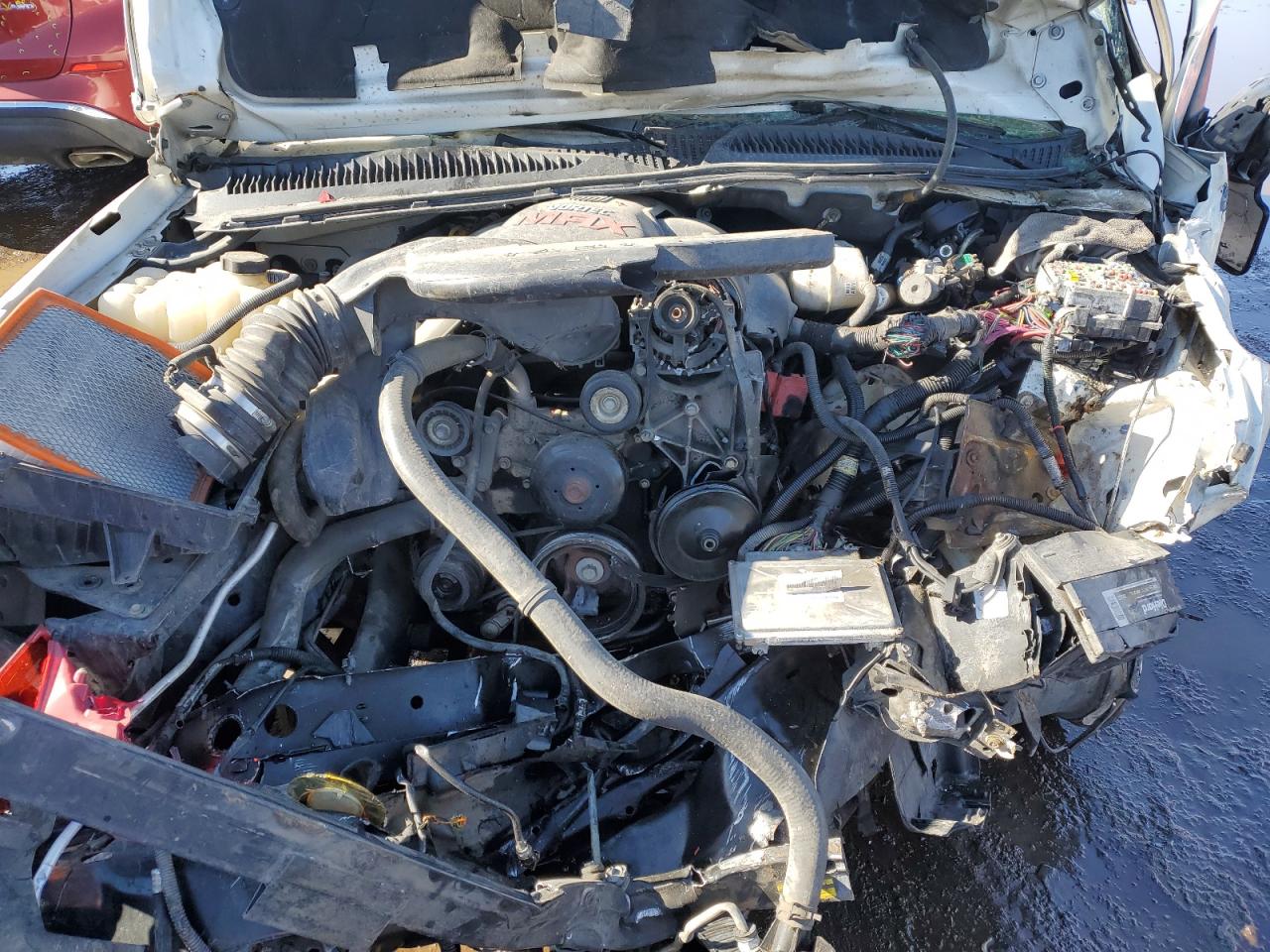 2006 Cadillac Escalade - Image 13