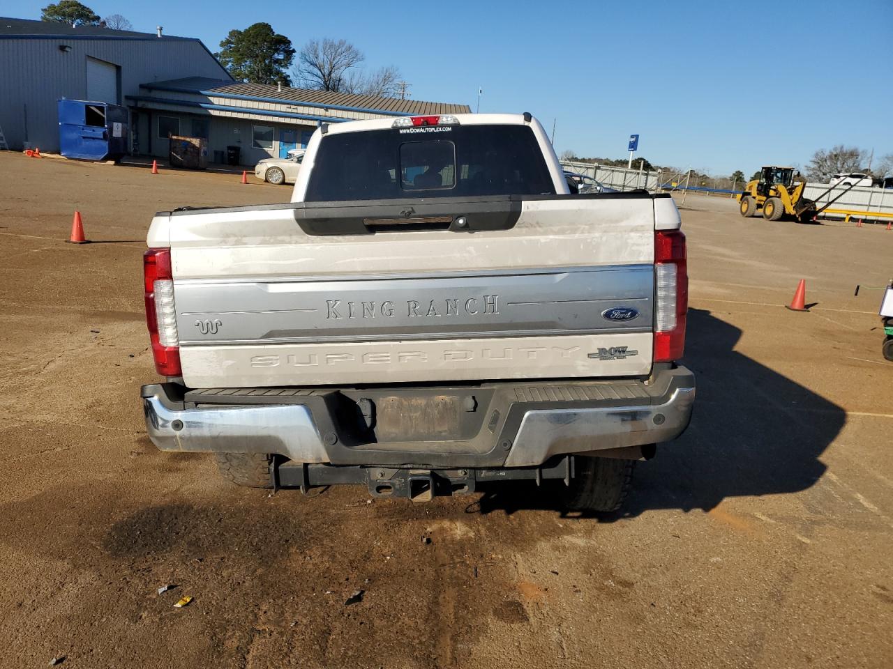 2019 Ford F250 - Image 6