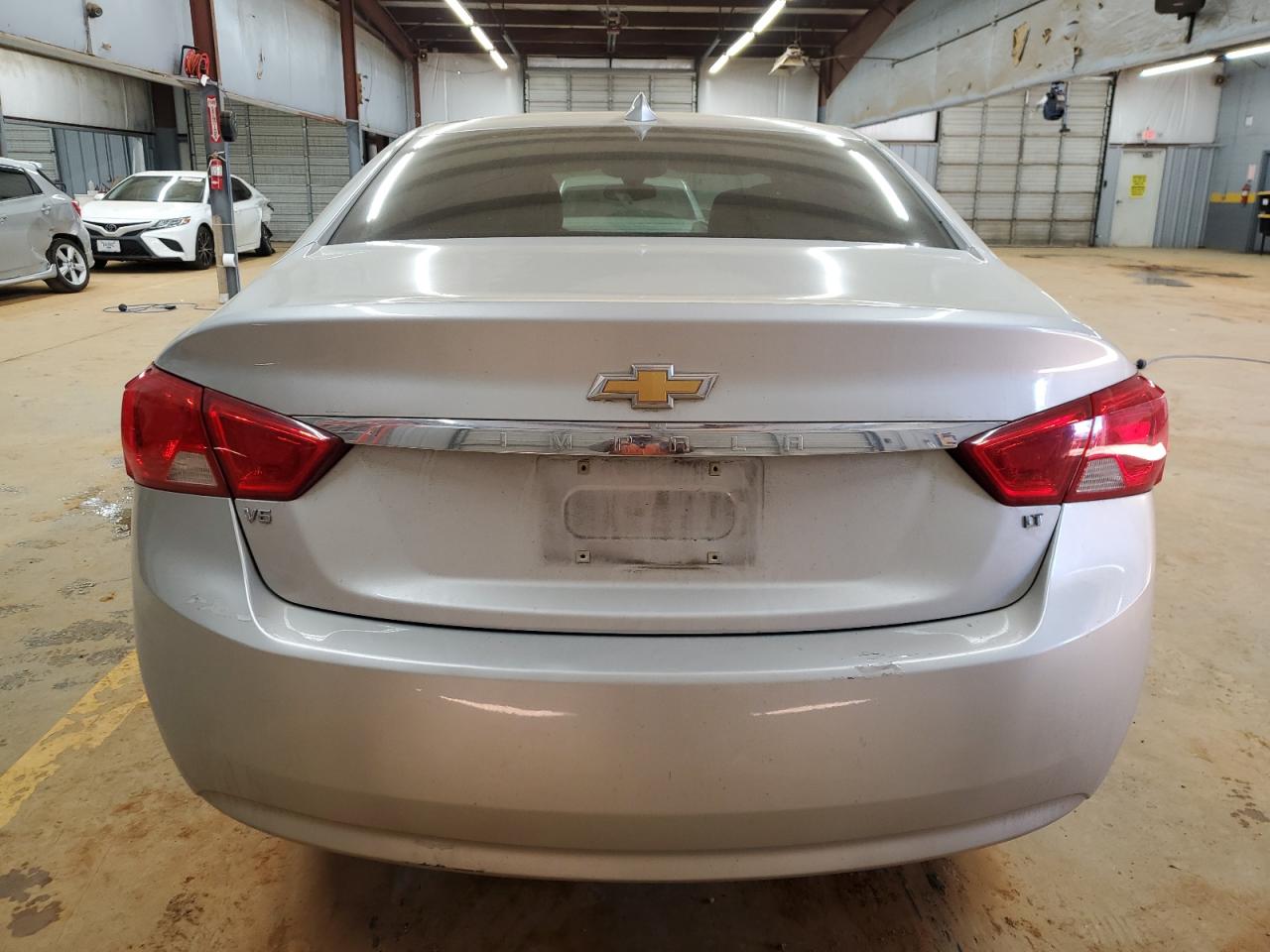 2017 Chevrolet Impala - Image 6