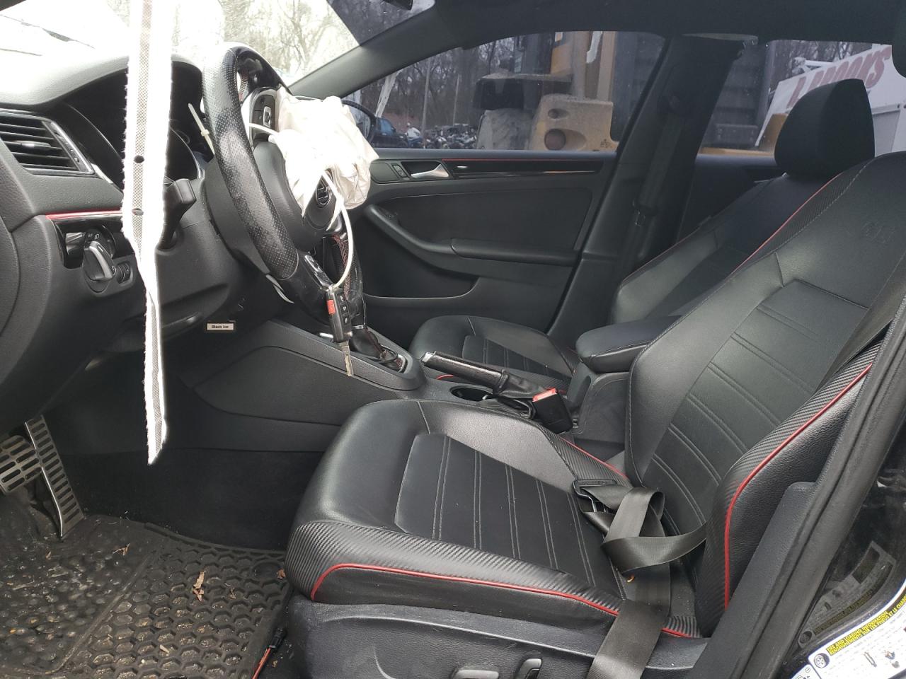 2015 Volkswagen Jetta - Image 7