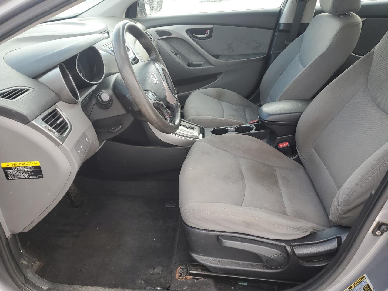 2013 Hyundai Elantra - Image 7