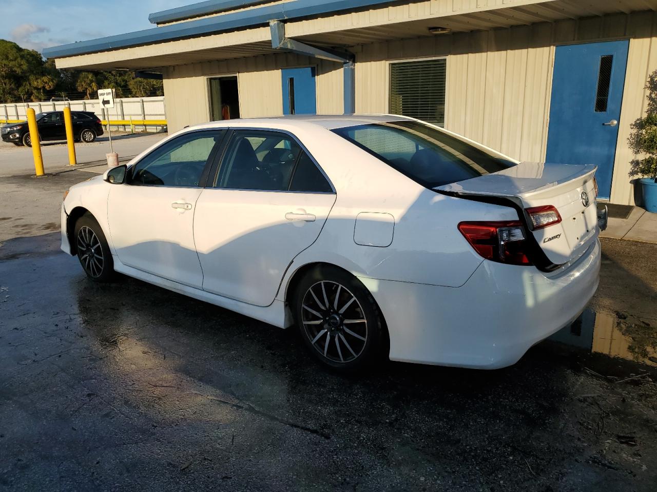 2013 Toyota Camry - Image 2