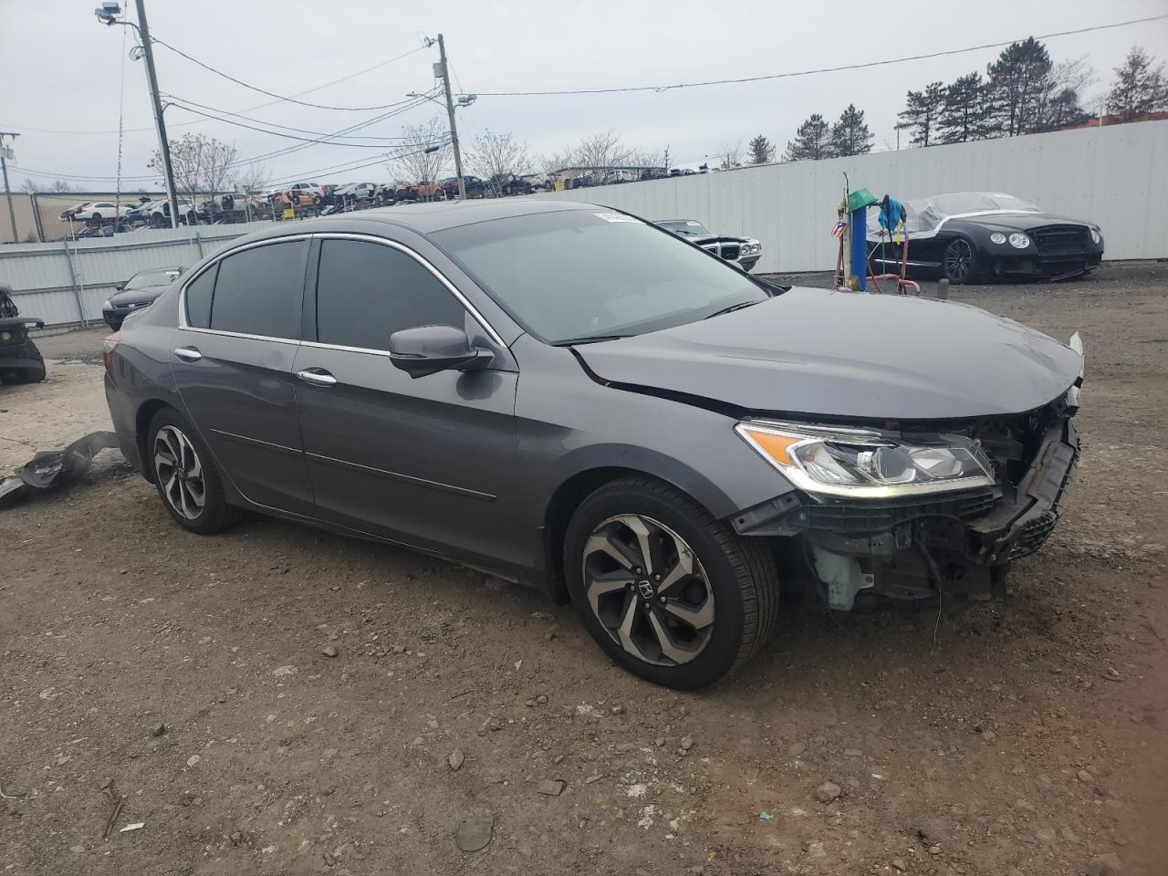 VIN 1HGCR2F85HA074372 2017 HONDA ACCORD no.4