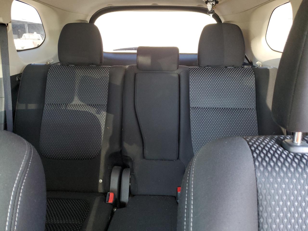 2018 Mitsubishi Outlander - Image 10
