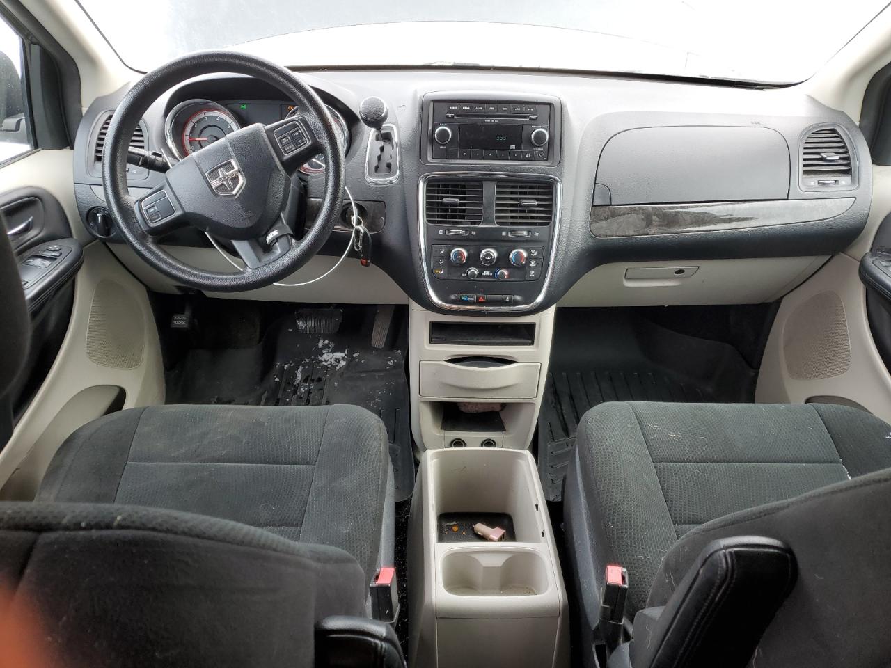 2011 Dodge Caravan - Image 8
