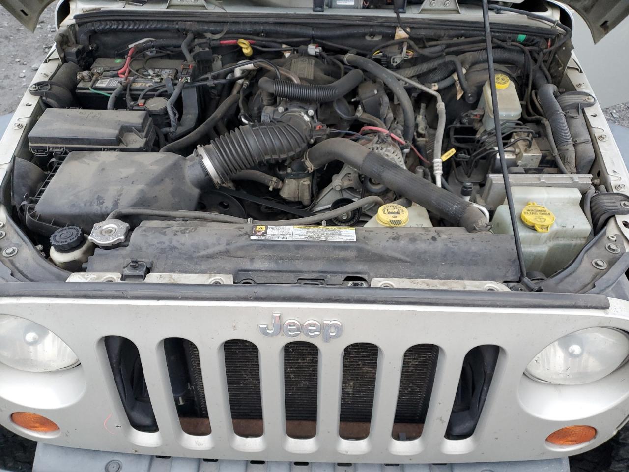 2007 Jeep Wrangler - Image 12