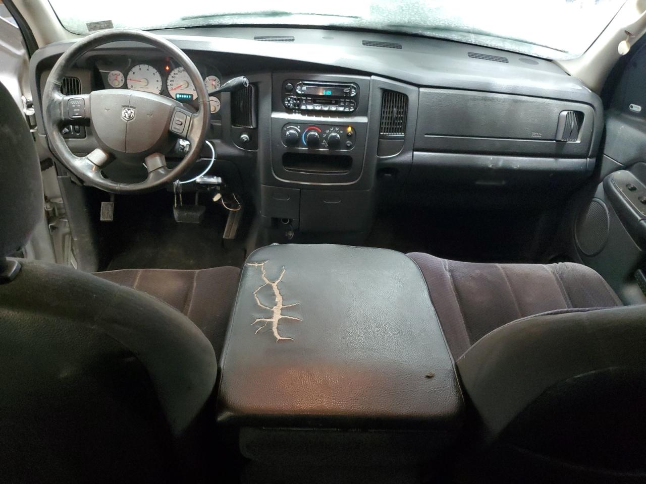 2004 Dodge RAM - Image 8