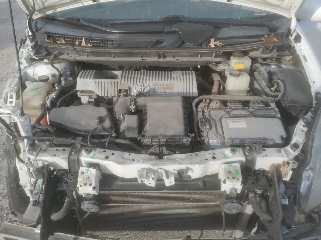 2010 Toyota Prius - Image 12