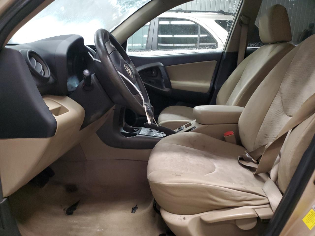2012 Toyota RAV 4 - Image 7