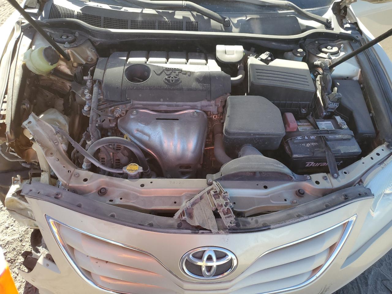 2011 Toyota Camry - Image 12