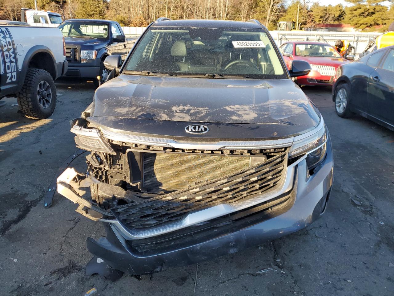 2021 Kia Seltos - Image 5