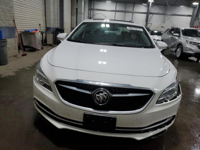  BUICK LACROSSE 2017 Белый