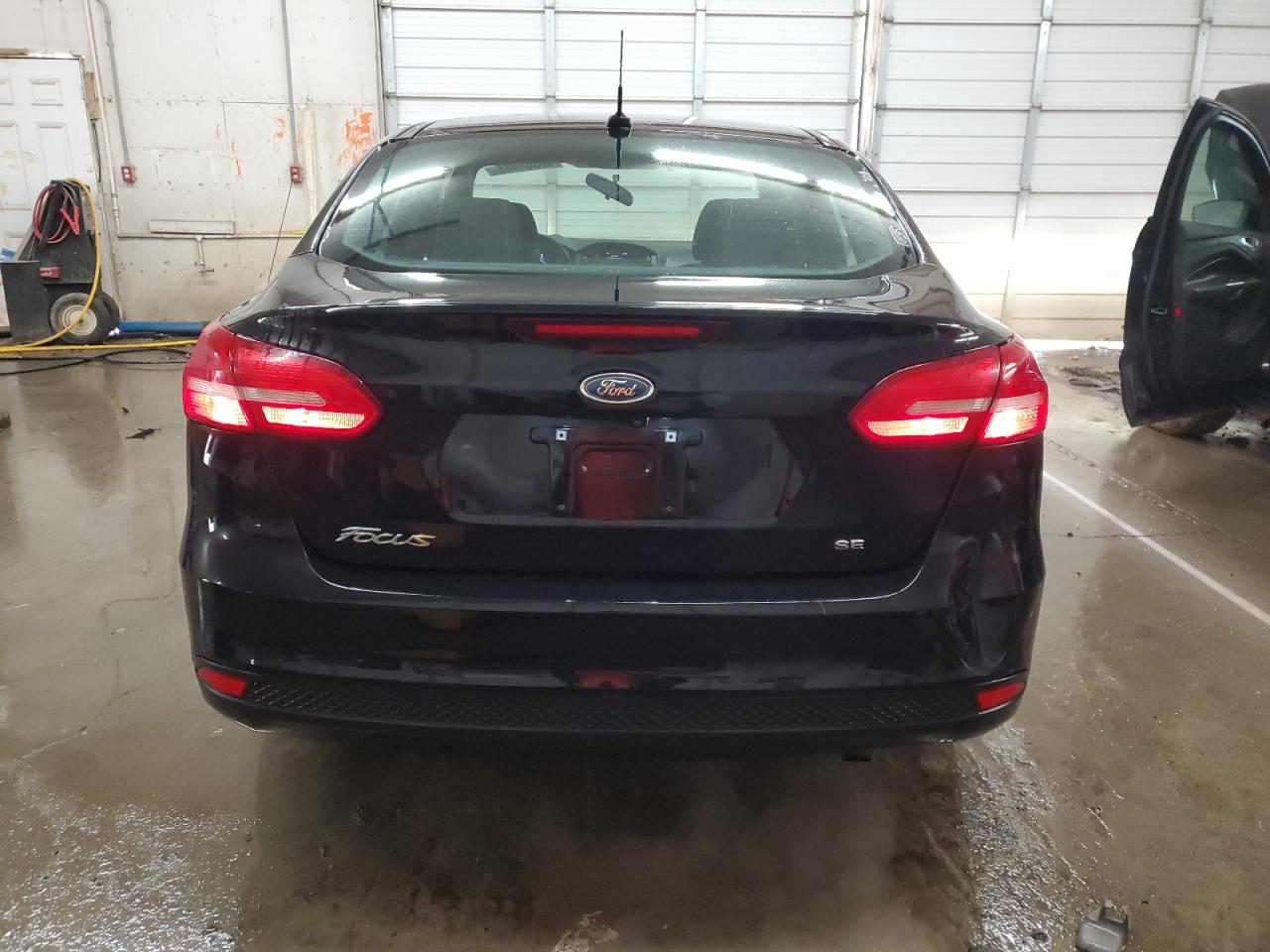 2017 Ford Focus - Image 6