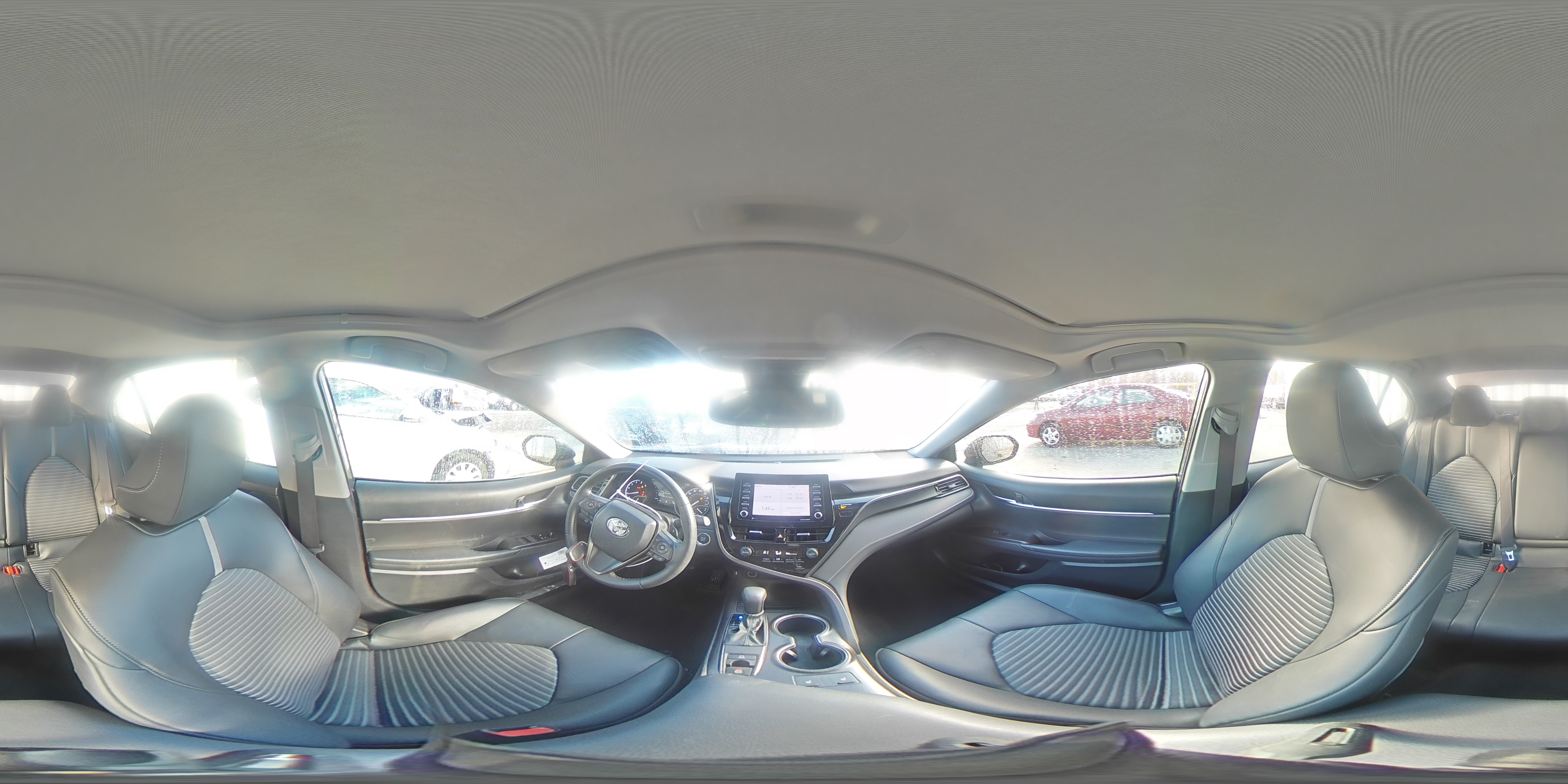2021 Toyota Camry - Image 15