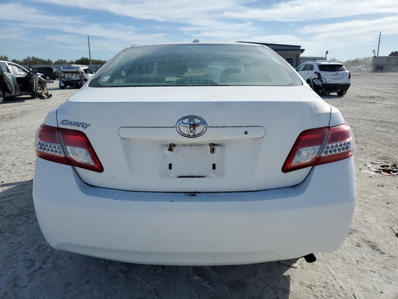 2010 Toyota Camry Base VIN: 4T1BF3EK1AU508003 Lot: 42761485