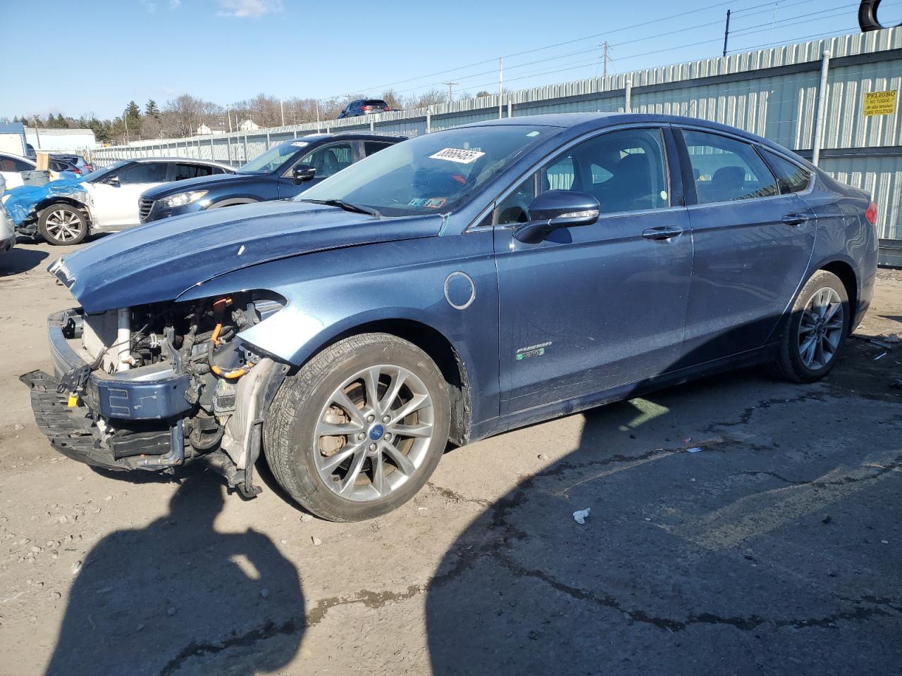 3FA6P0PU3JR255182 2018 FORD FUSION - Image 1