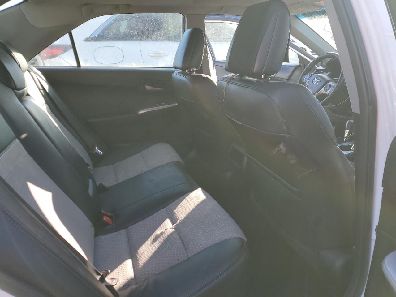 2013 Toyota Camry - Image 10