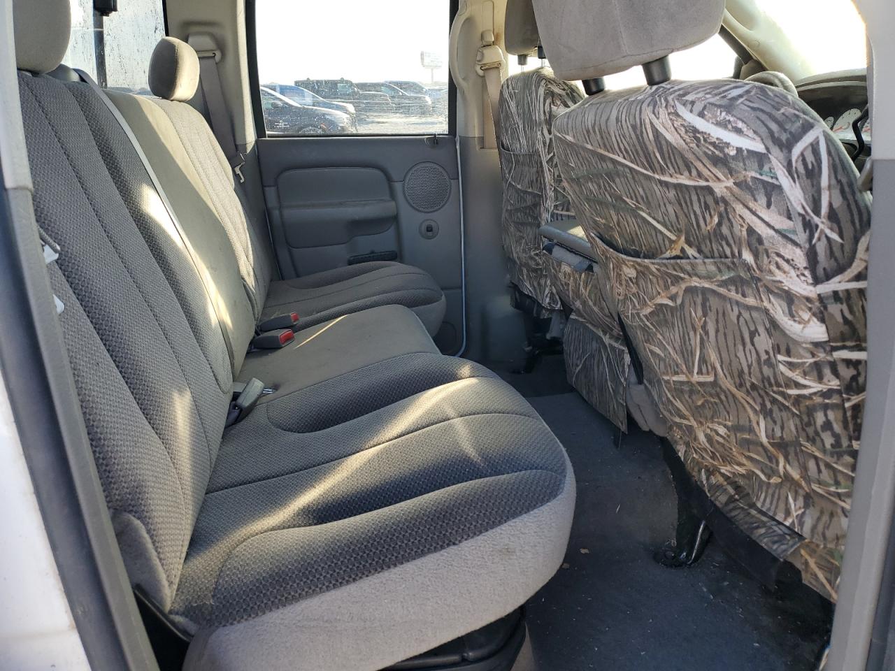 2004 Dodge RAM - Image 10