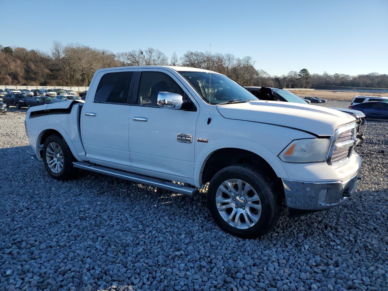 2015 RAM 1500 - Image 4