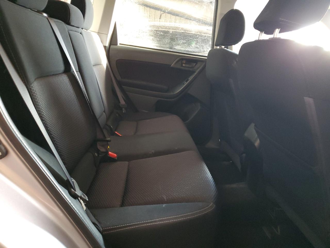 2015 Subaru Forester - Image 10