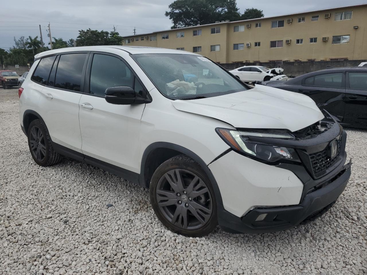 2021 Honda Passport - Image 4