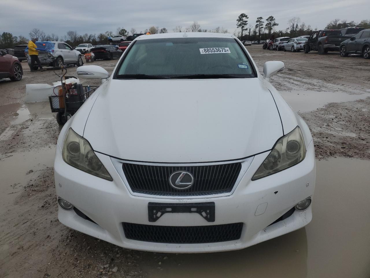 2010 Lexus IS - Image 6