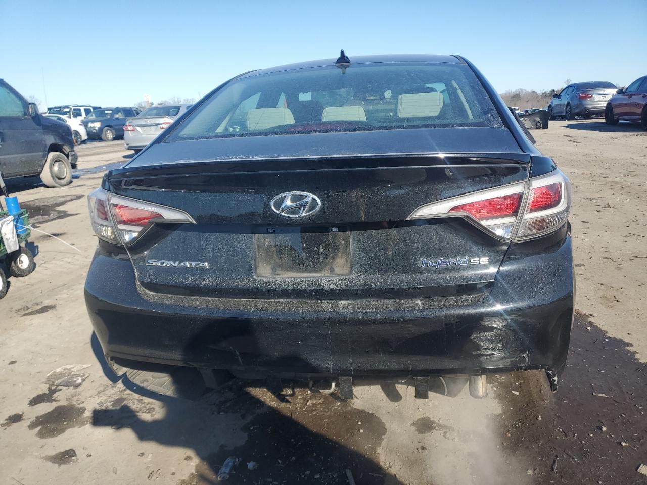 2017 Hyundai Sonata Hybrid VIN: KMHE24L38HA067587 Lot: 88334615