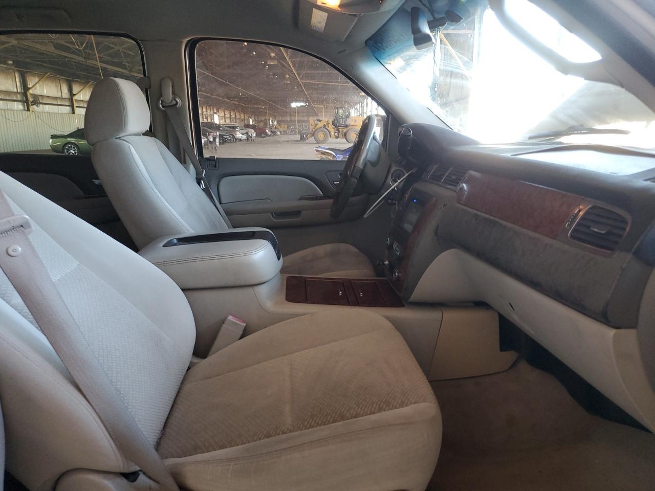 2007 Chevrolet Tahoe - Image 7