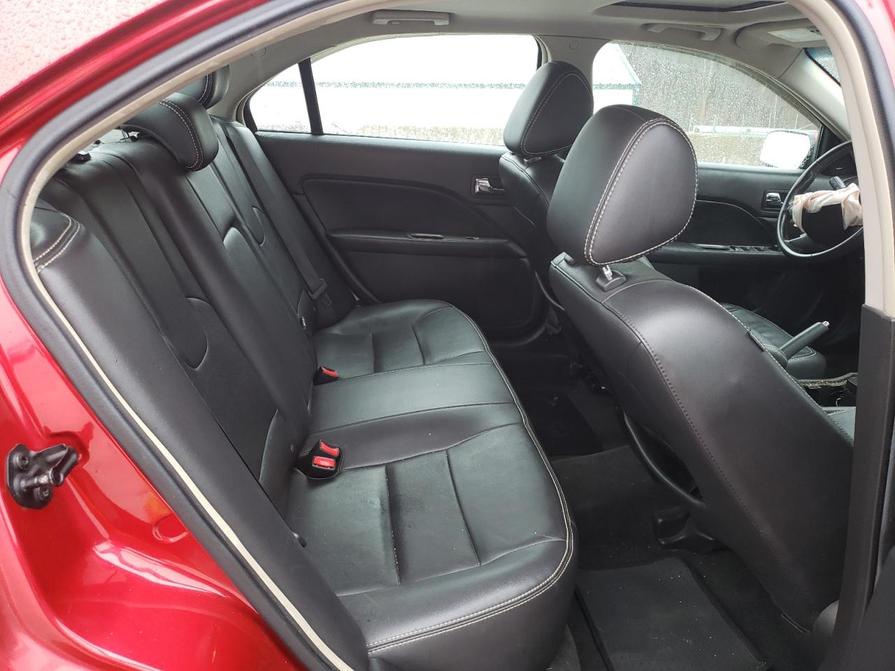 2011 Ford Fusion - Image 10