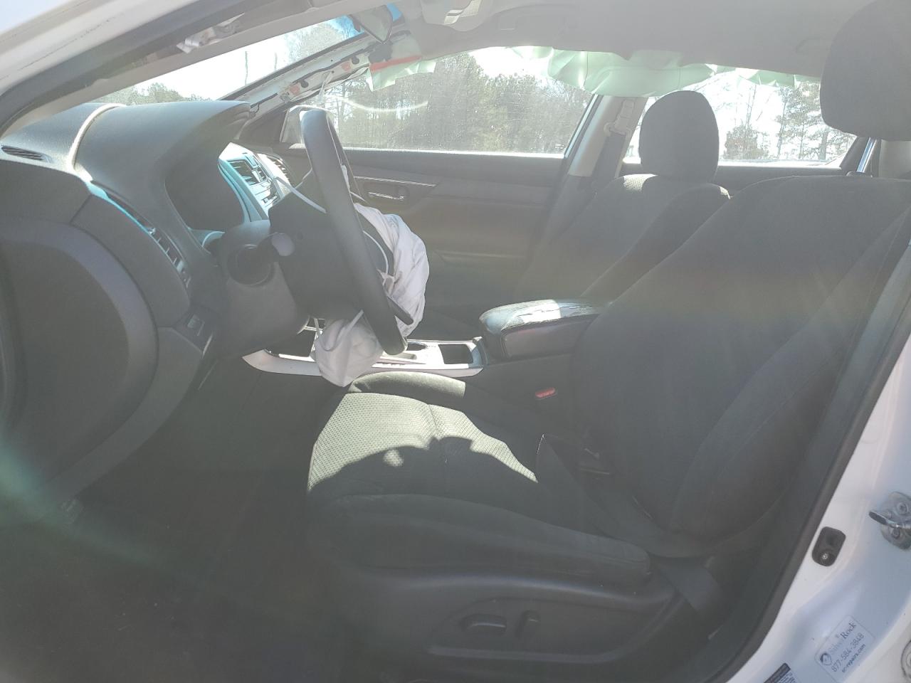 2015 Nissan Altima - Image 7