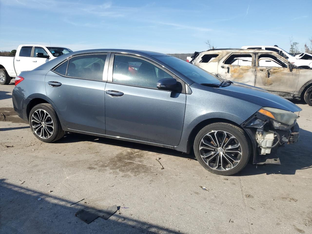 2015 Toyota Corolla - Image 4