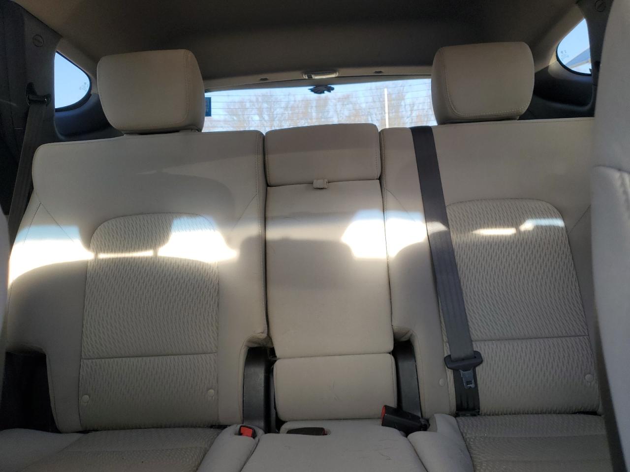 2018 Hyundai Santa Fe - Image 10