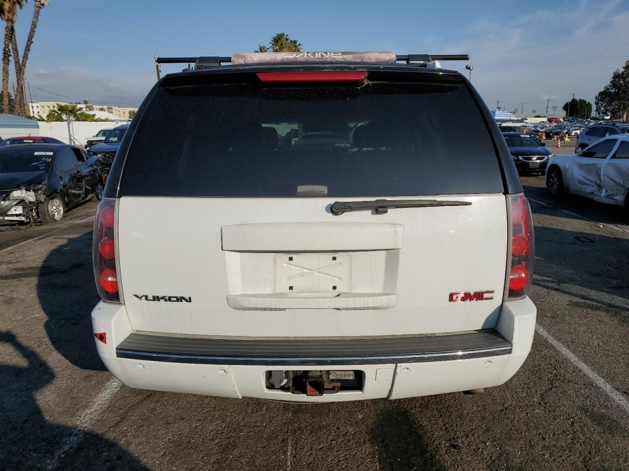 2007 GMC Yukon - Image 6