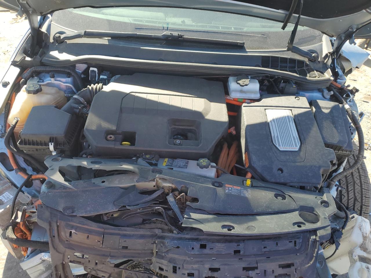 2014 Chevrolet Volt - Image 12