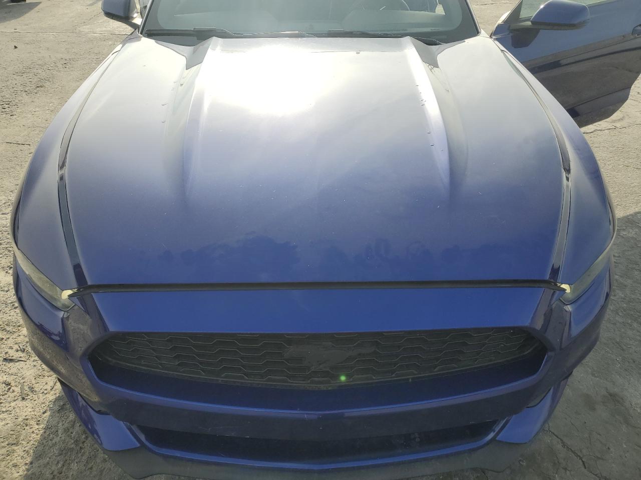 2015 Ford Mustang - Image 11