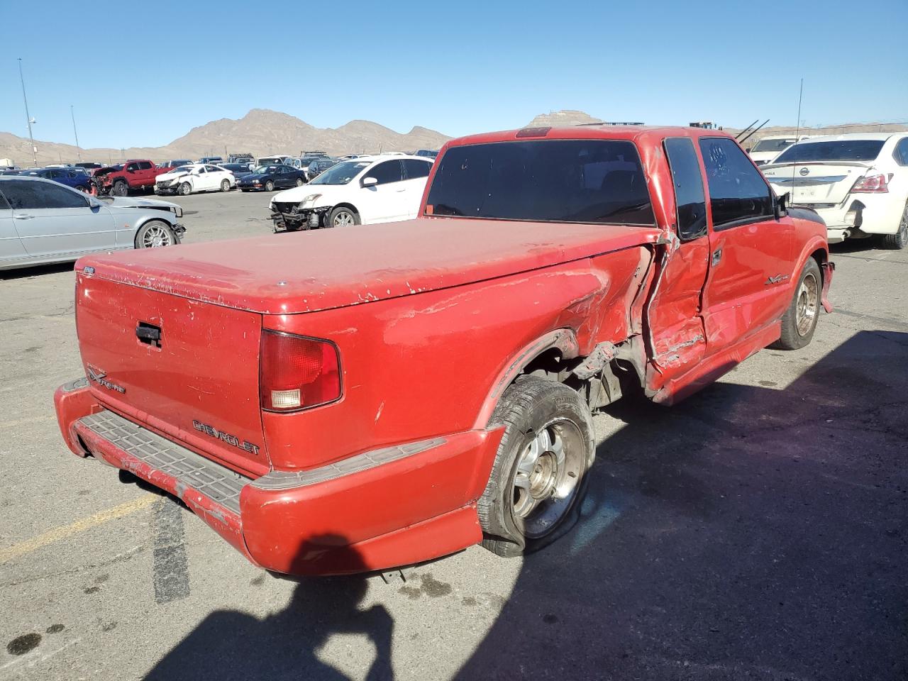 1999 Chevrolet S-10 Pickup - Image 3