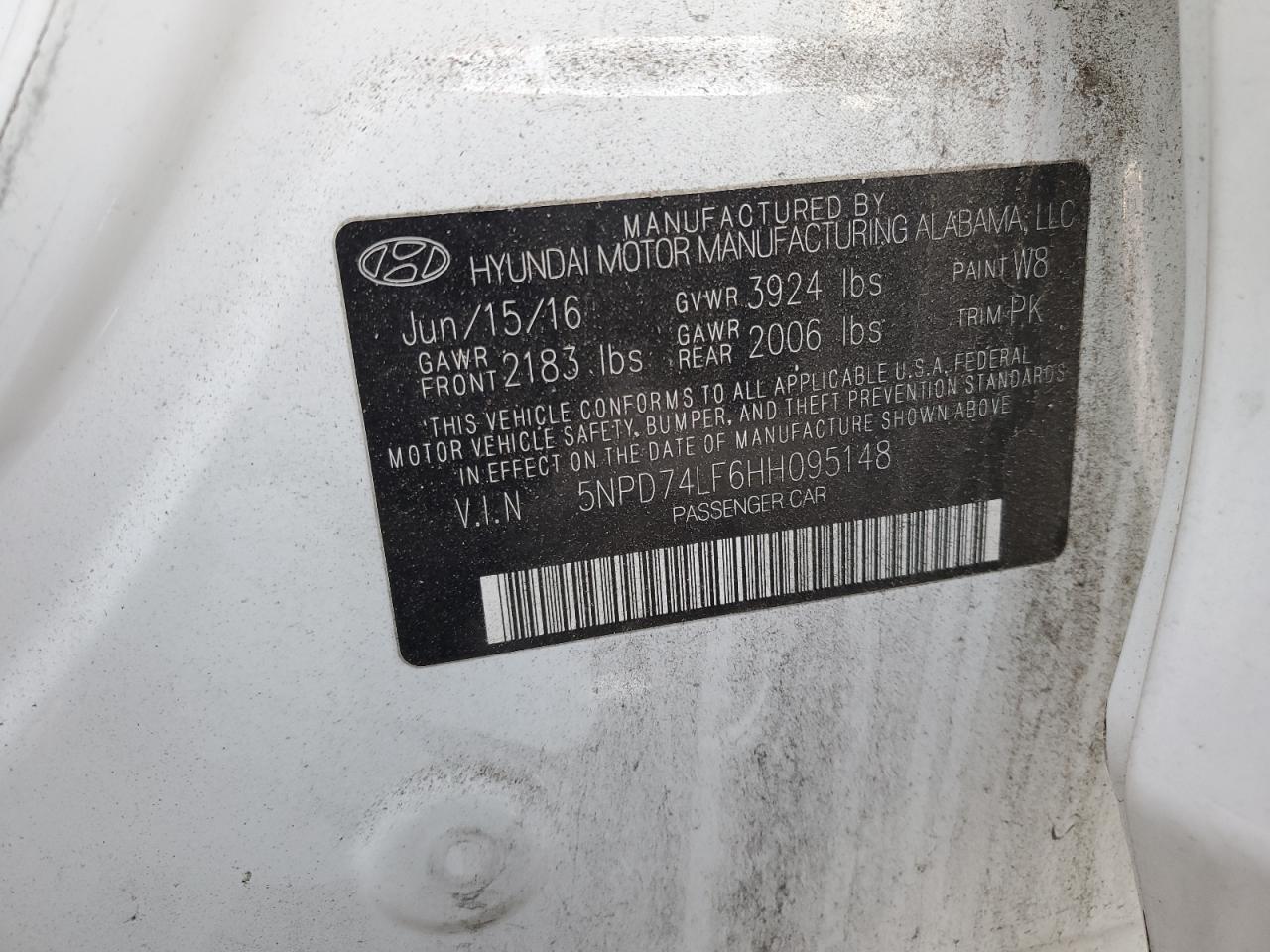 2017 Hyundai Elantra - Image 14