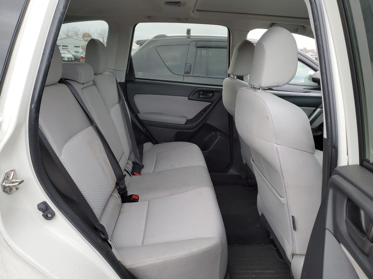 2016 Subaru Forester - Image 11