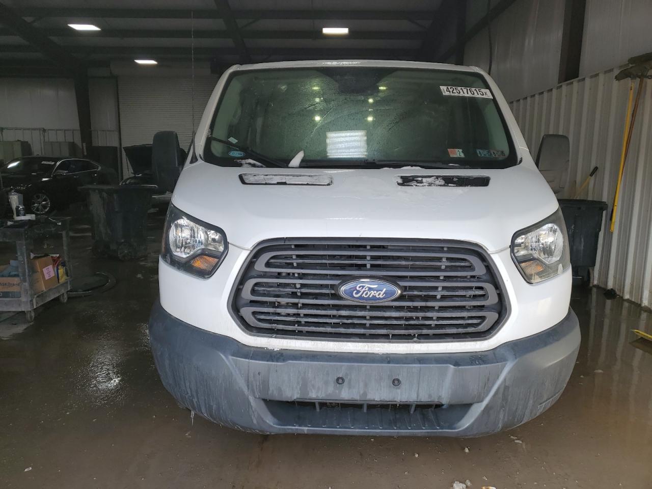 2017 Ford Transit - Image 5