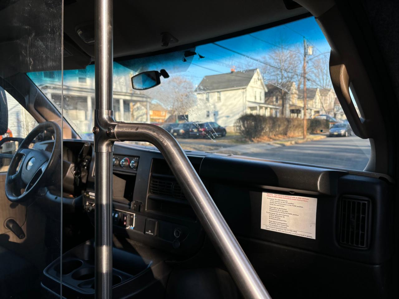 2016 Chevrolet Express - Image 5