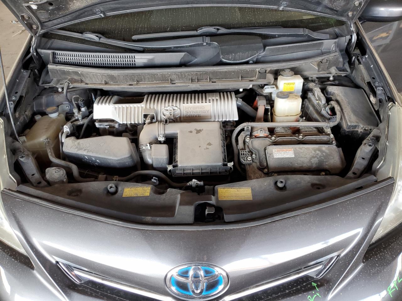 2014 Toyota Prius - Image 11