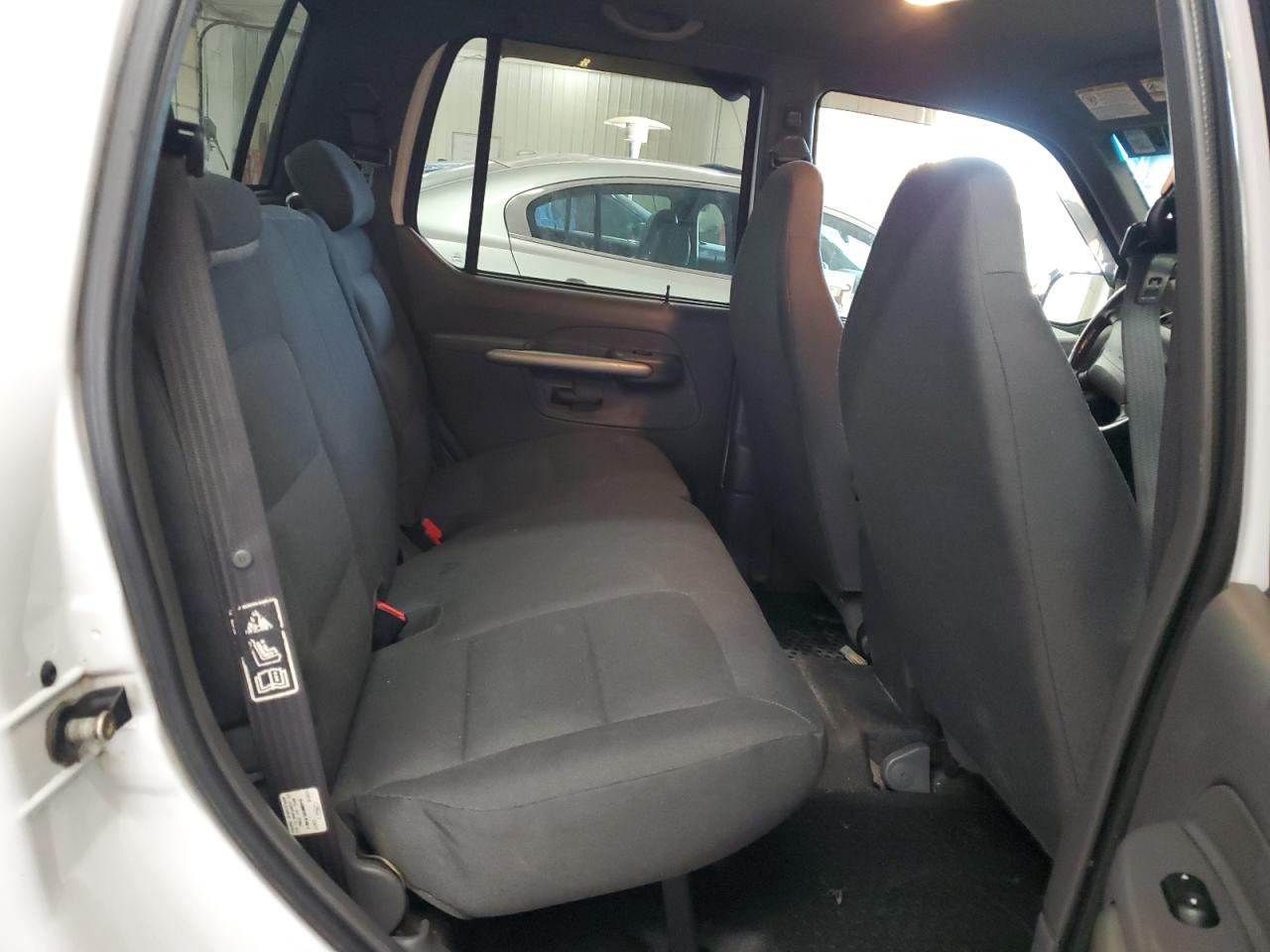 2002 Ford Explorer - Image 11