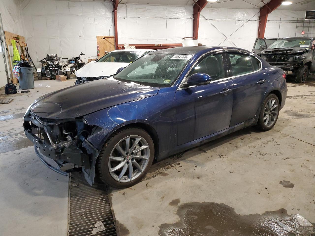 2017 Alfa Romeo Giulia Q4 zu verkaufen in Center Rutland, VT - Front End