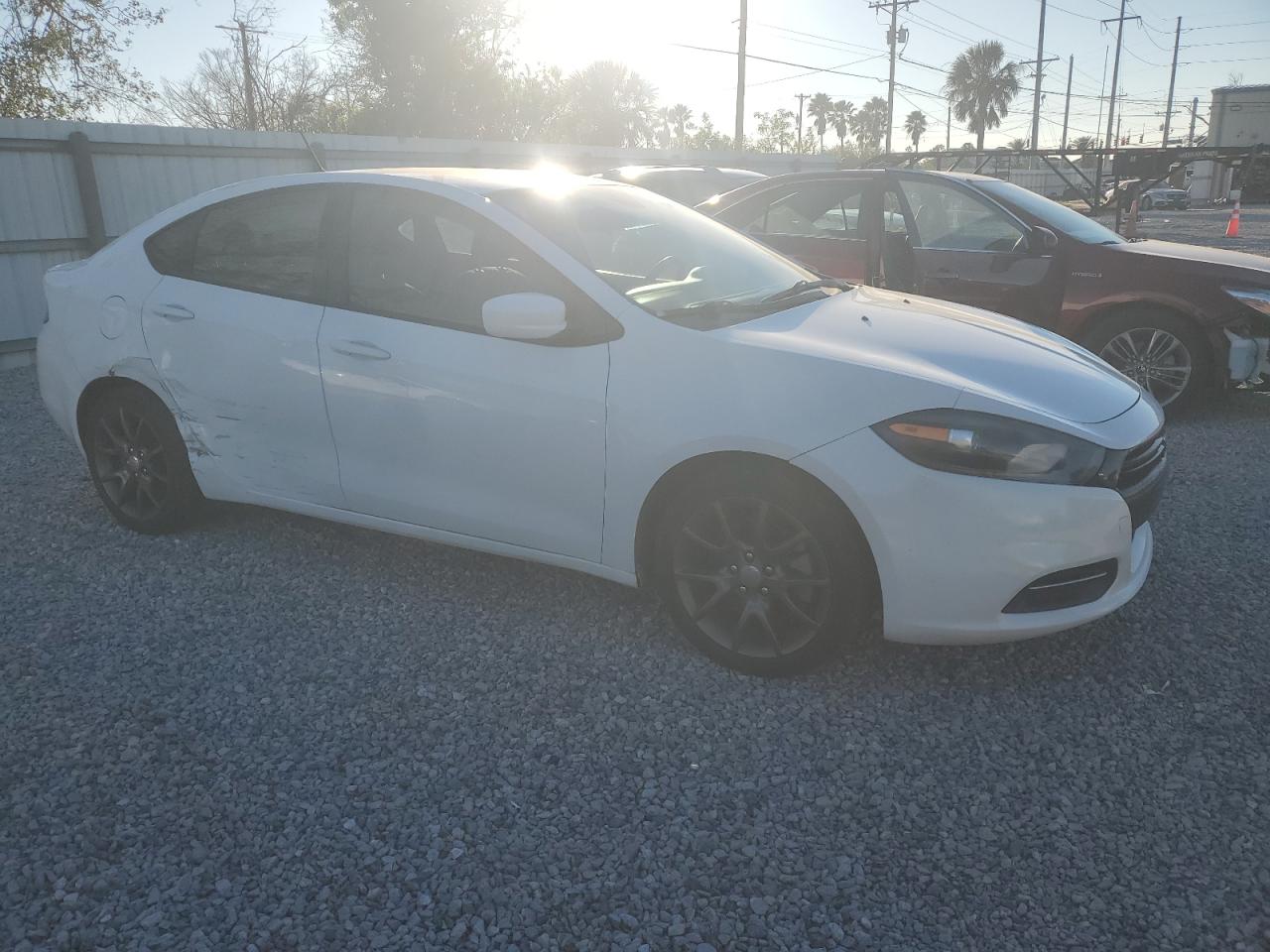 VIN 1C3CDFAA6FD433047 2015 DODGE DART no.4