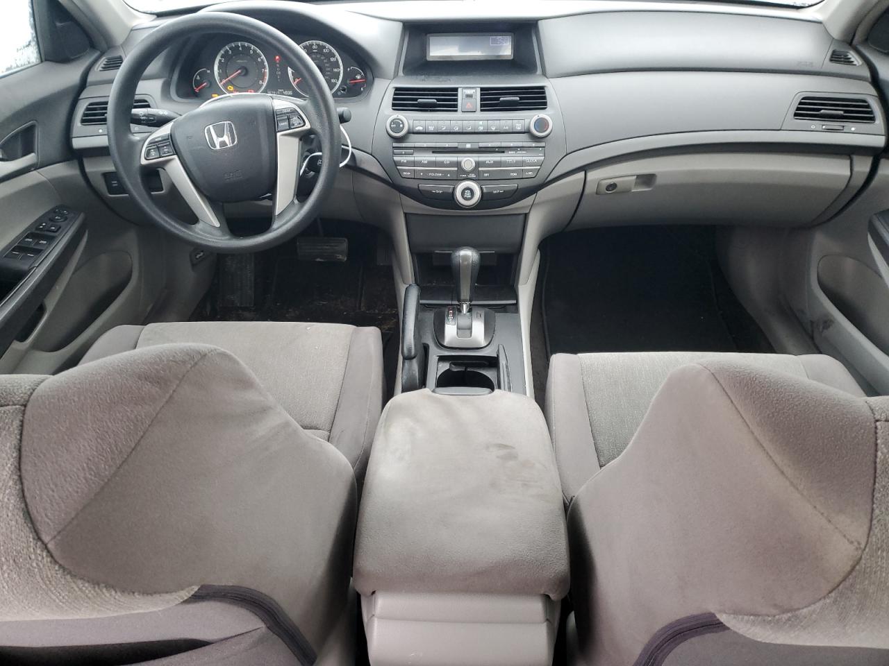 2009 Honda Accord - Image 8