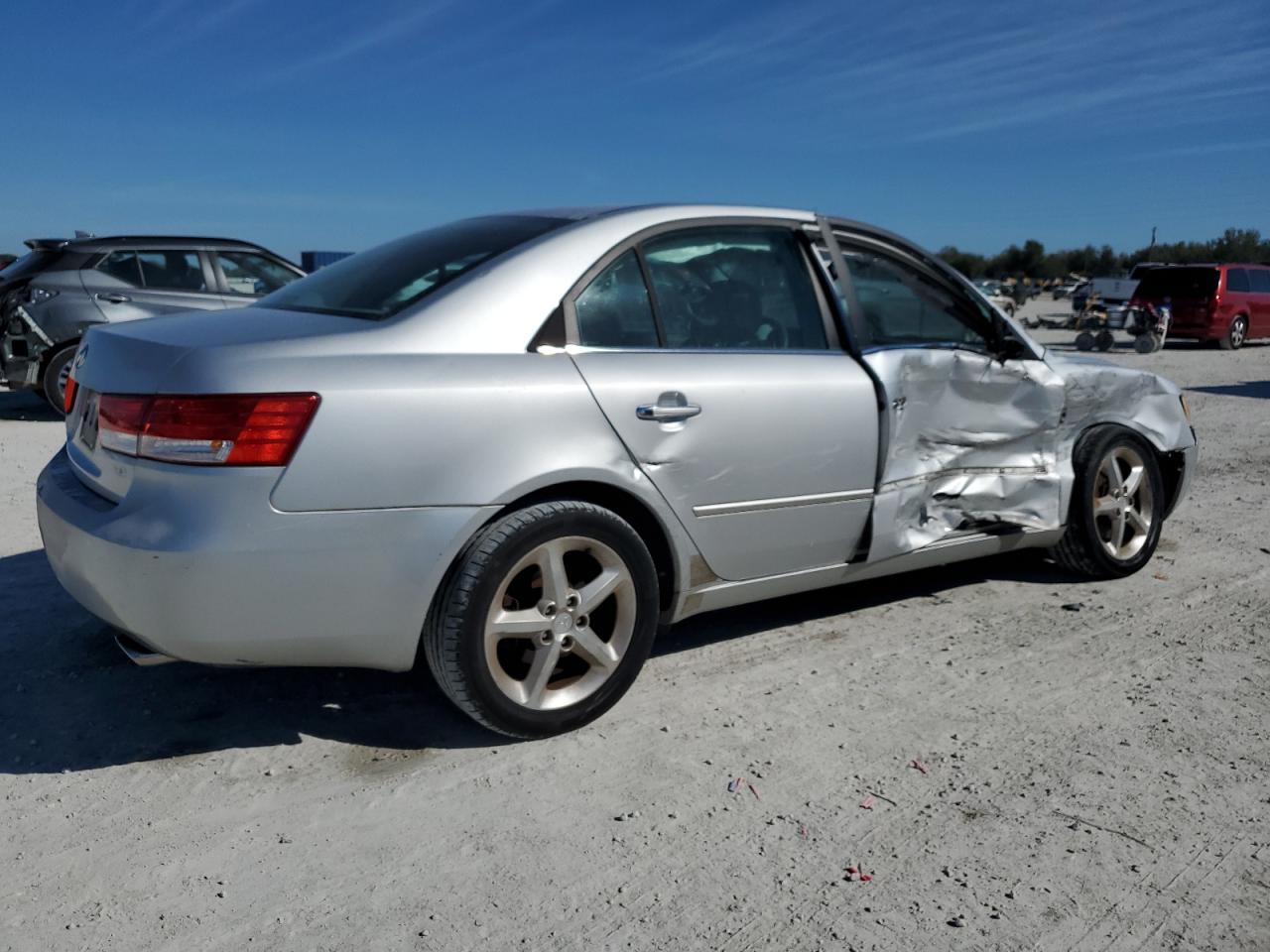 2006 Hyundai Sonata - Image 3