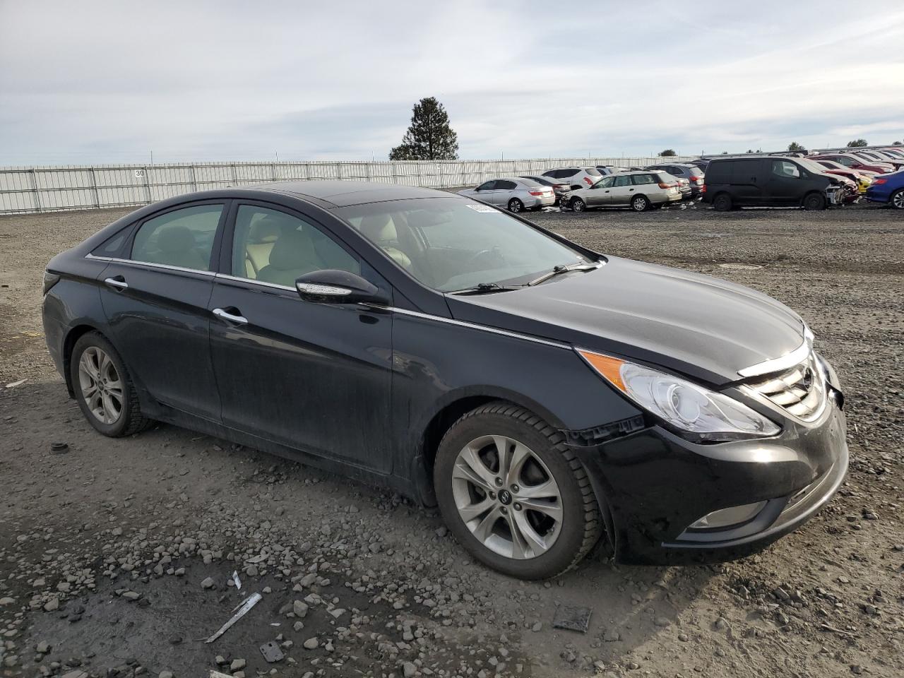2012 Hyundai Sonata - Image 4