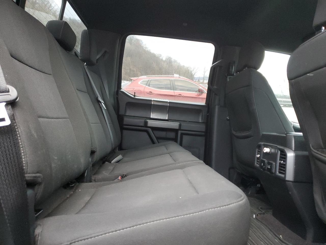 2019 Ford F-150 - Image 10