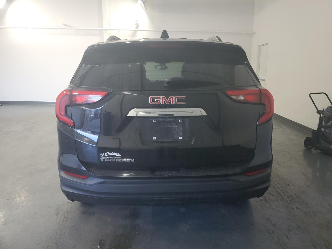 2020 GMC Terrain - Image 6