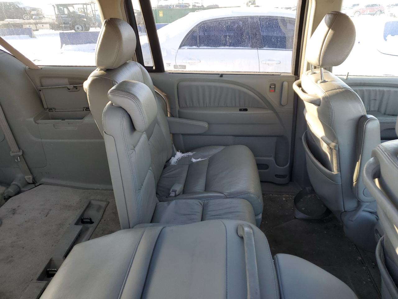 2006 Honda Odyssey - Image 11